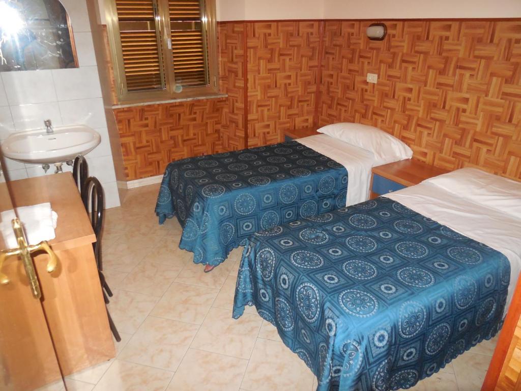 Cressy Hotel Roma Ngoại thất bức ảnh
