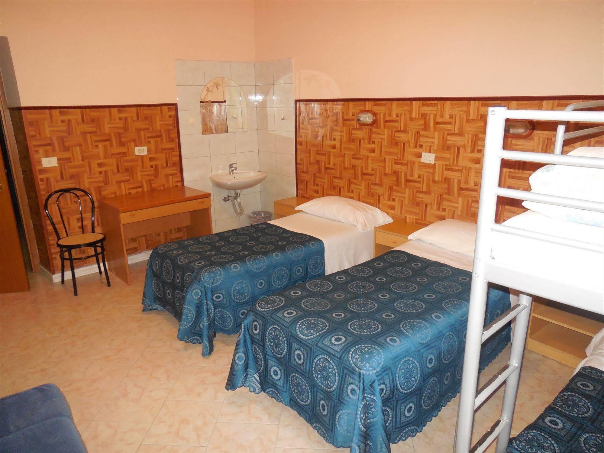 Cressy Hotel Roma Ngoại thất bức ảnh